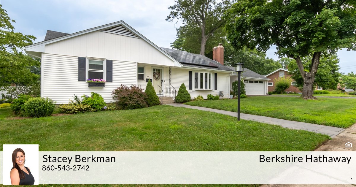 66 Brightview Dr, West Hartford, CT 06117